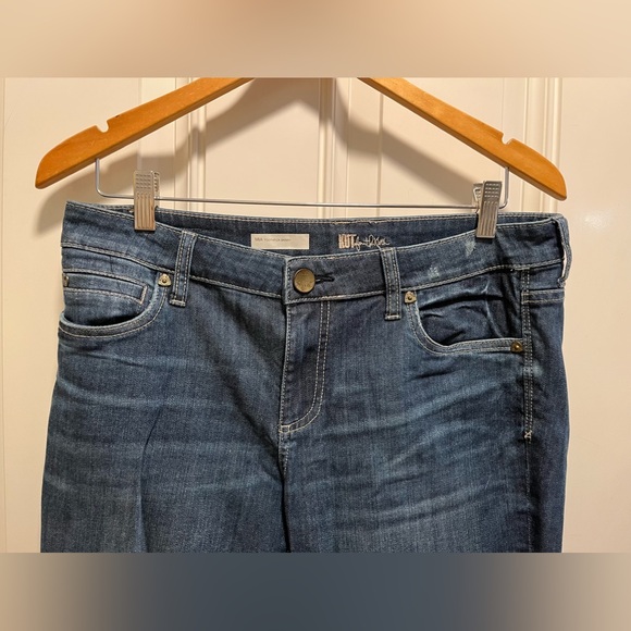 KUT “MIA” Toothpick Skinny Jeans, SZ 10 stretchy, mid-rise, scrape distress - Picture 3 of 12